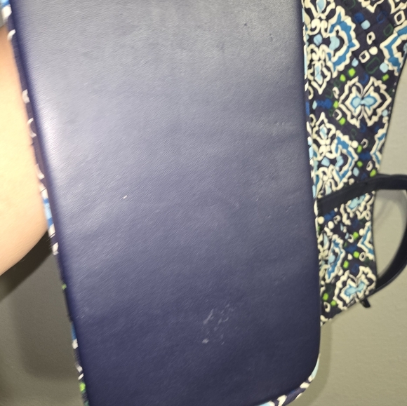 Vera Bradley Ink Blue Pattern Tote Bag - Picture 15 of 16